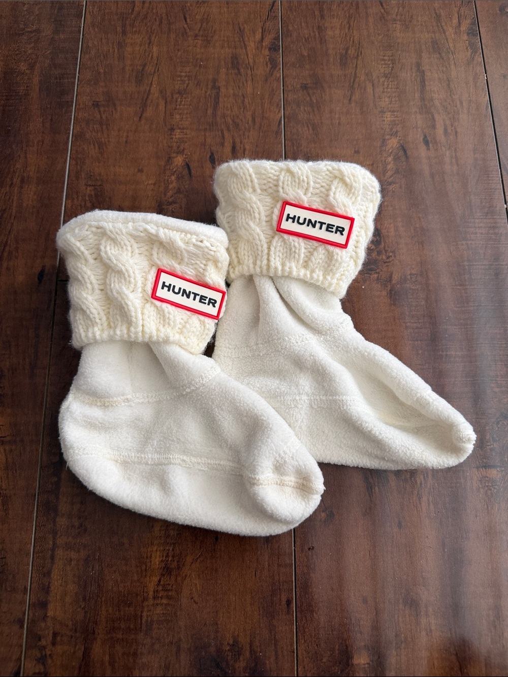 Hunter Cream Fleece-Lined Knit Cuff Boot Socks, Small shoe size 8-10 toddler